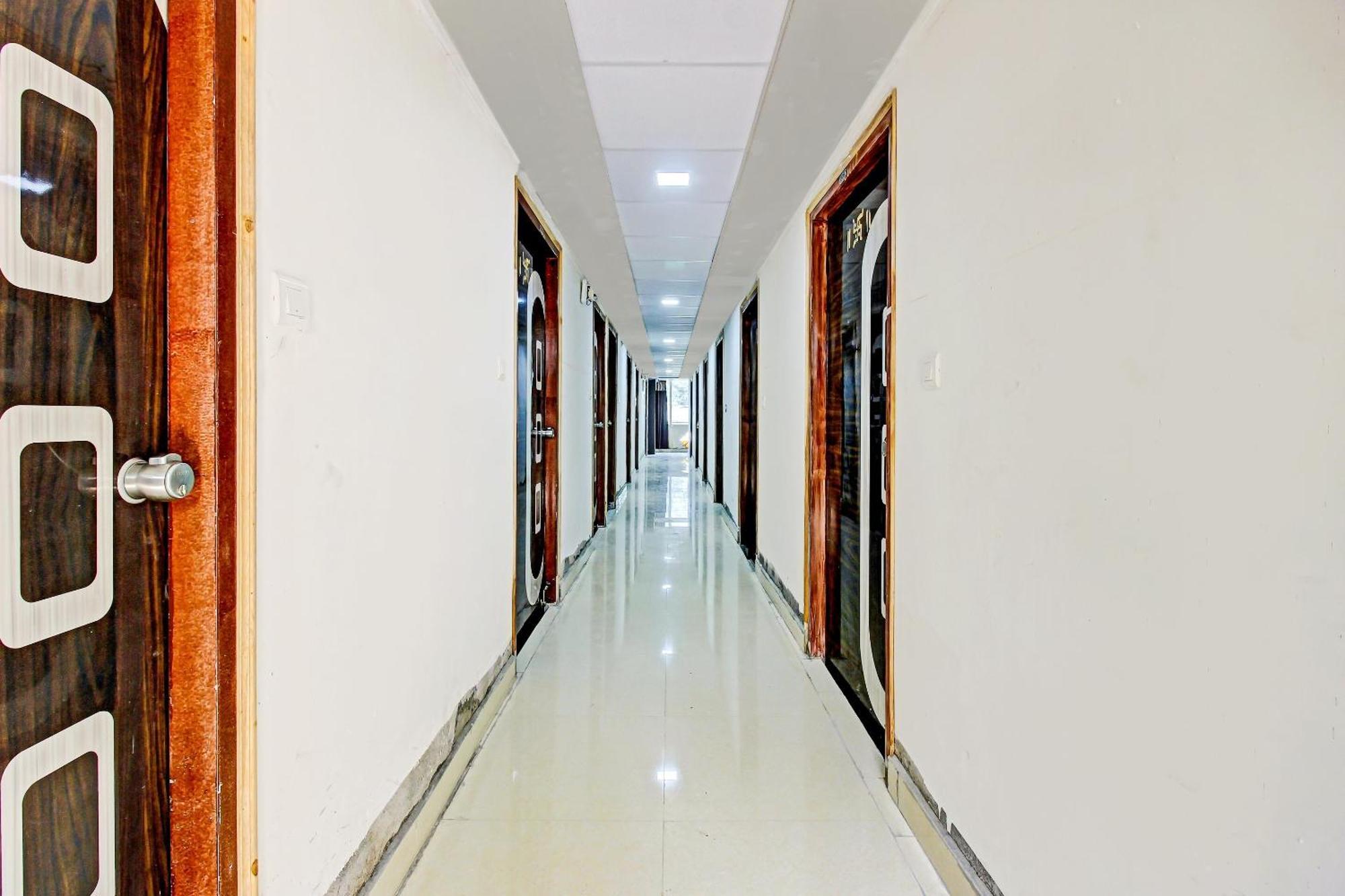 Hotel O Adhin Residency Хайдарабад Экстерьер фото